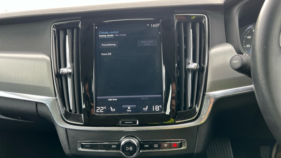 Used Volvo V90 2018 for sale - 76709446: Photo 46