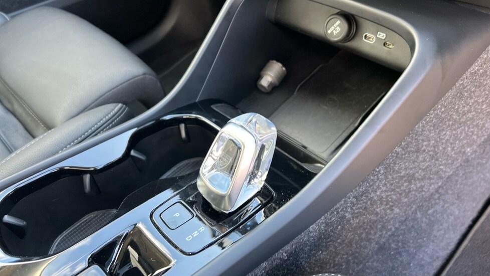 Used Volvo XC40 2025 for sale - 76276555: Photo 14