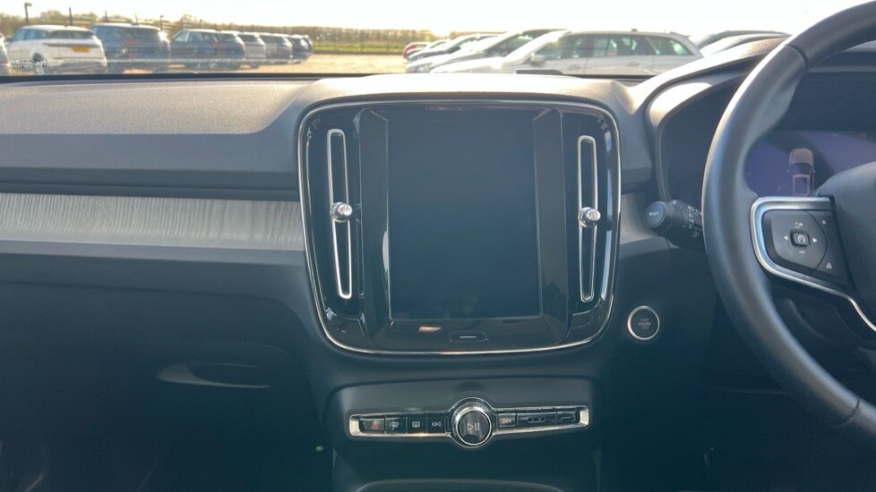 Used Volvo XC40 2025 for sale - 76276555: Photo 22