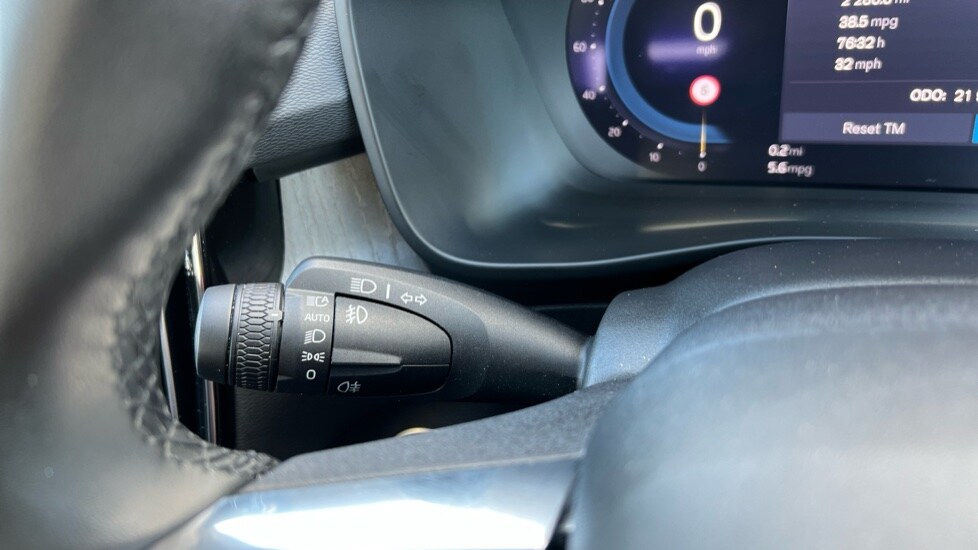 Used Volvo XC40 2025 for sale - 76276555: Photo 29