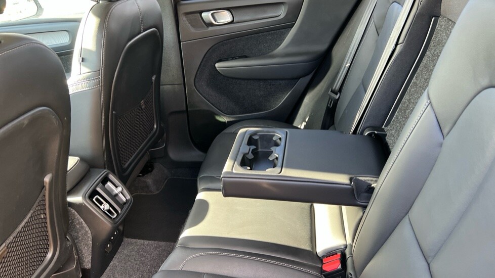 Used Volvo XC40 2025 for sale - 76276555: Photo 31