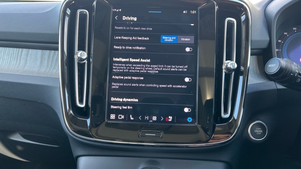 Used Volvo XC40 2025 for sale - 76276555: Photo 47