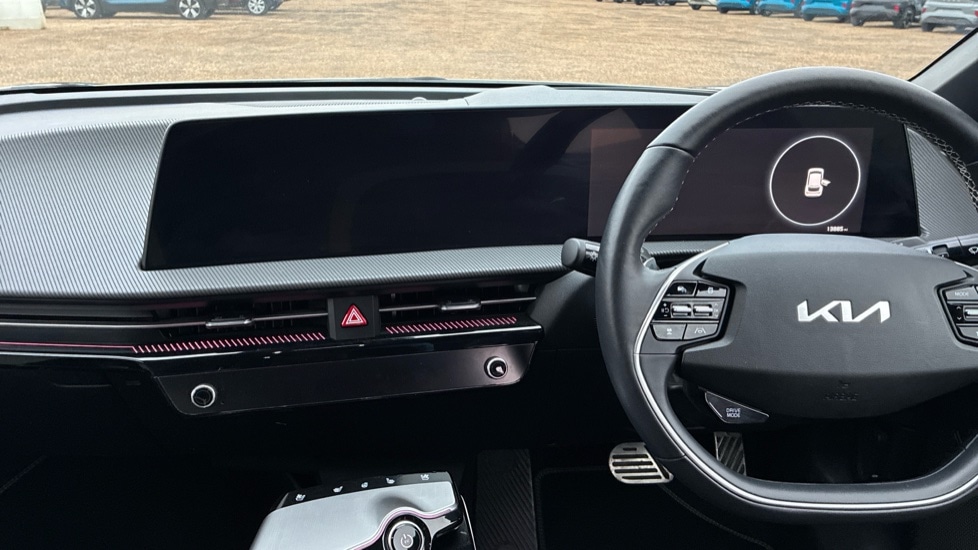 Used Kia EV6 2024 for sale - 77047748: Photo 12