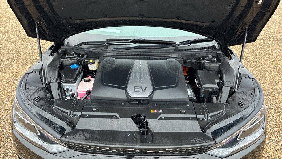 Used Kia EV6 2024 for sale - 77047748: Photo 16