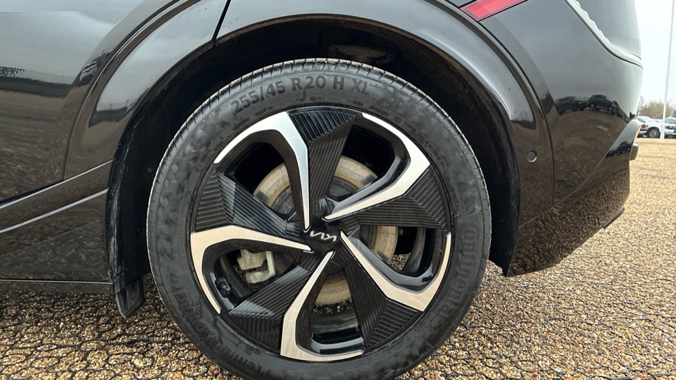 Used Kia EV6 2024 for sale - 77047748: Photo 18