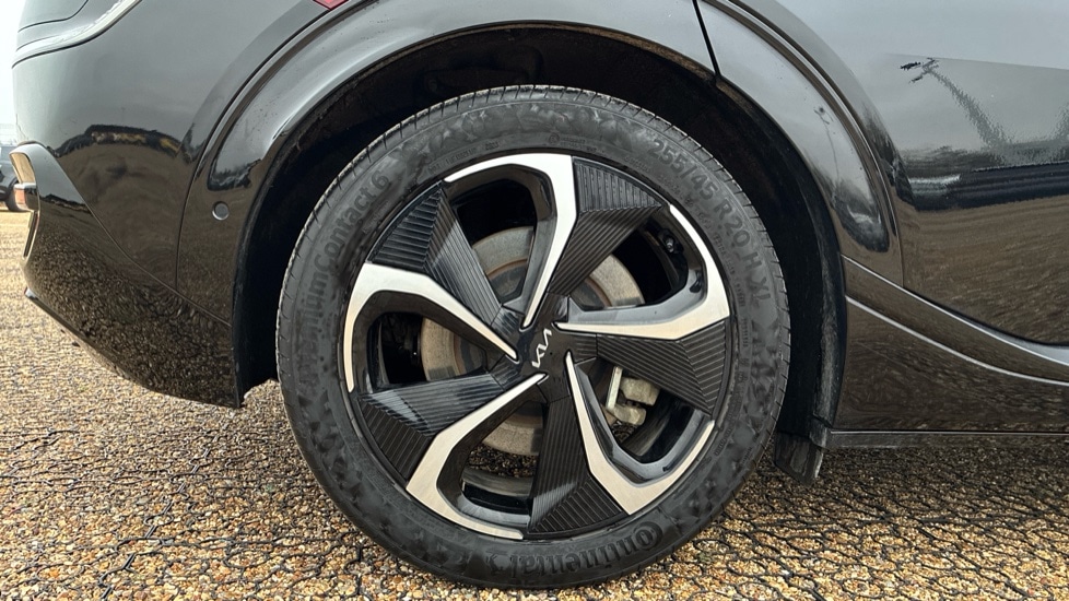 Used Kia EV6 2024 for sale - 77047748: Photo 19