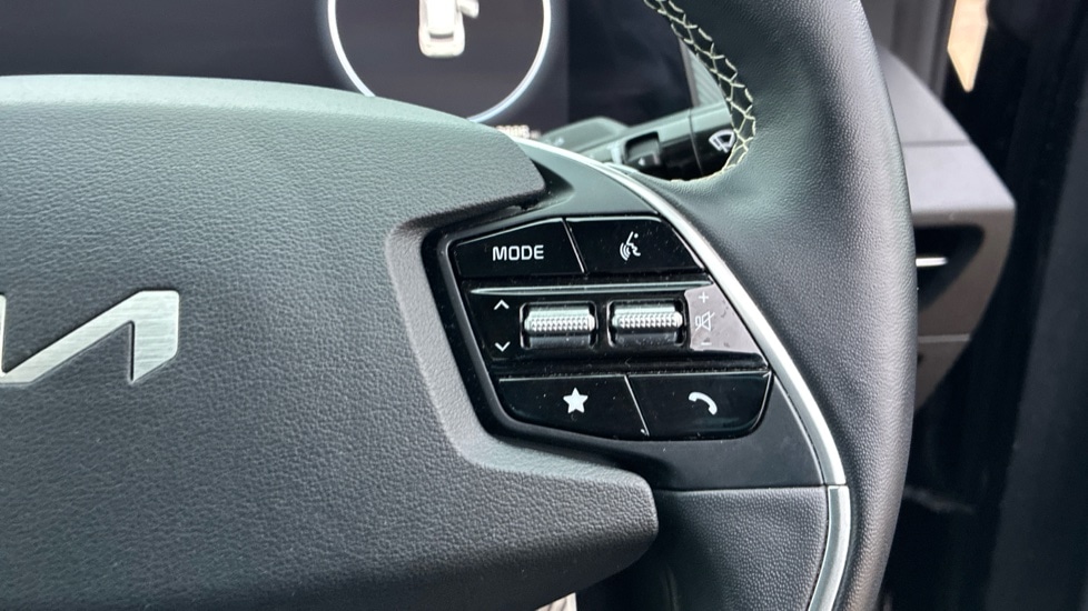 Used Kia EV6 2024 for sale - 77047748: Photo 22