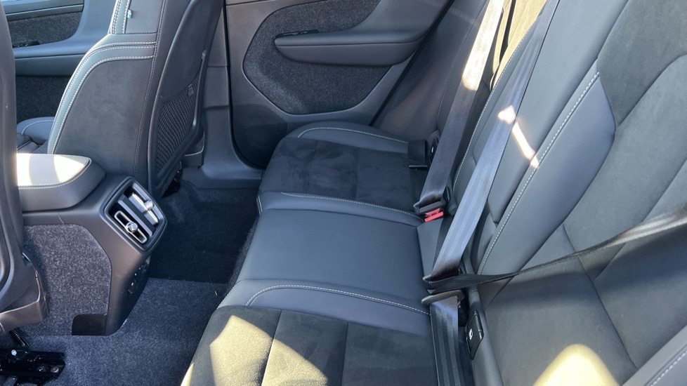 Used Volvo XC40 2024 for sale - 76021875: Photo 10