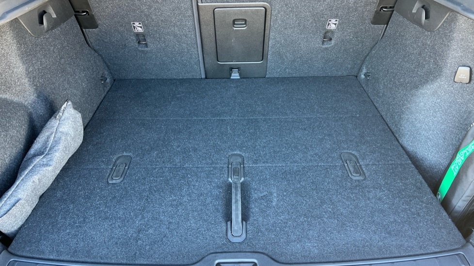 Used Volvo XC40 2024 for sale - 76021875: Photo 17