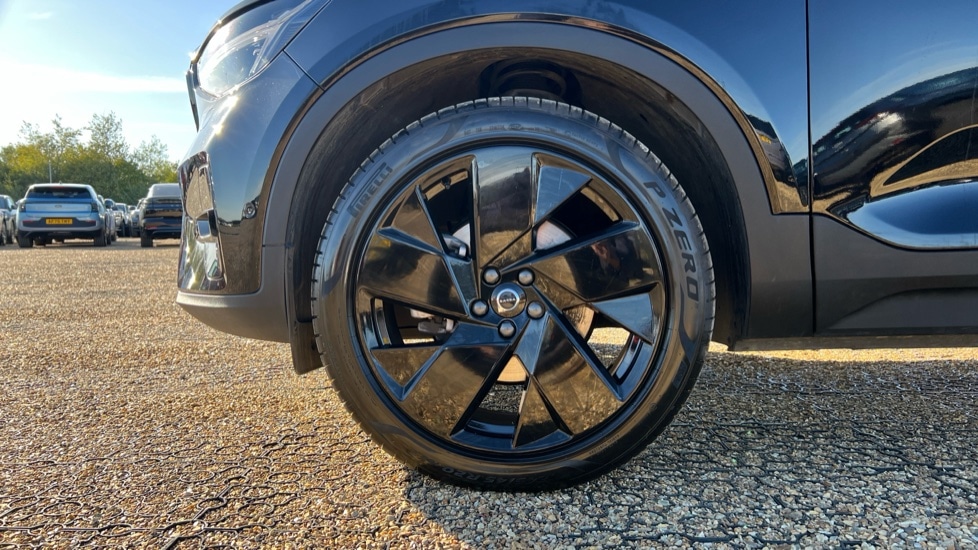 Used Volvo XC40 2024 for sale - 76021875: Photo 25