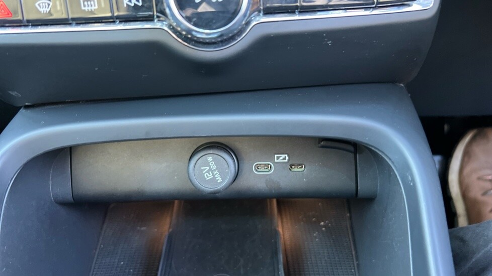 Used Volvo XC40 2024 for sale - 76021875: Photo 47