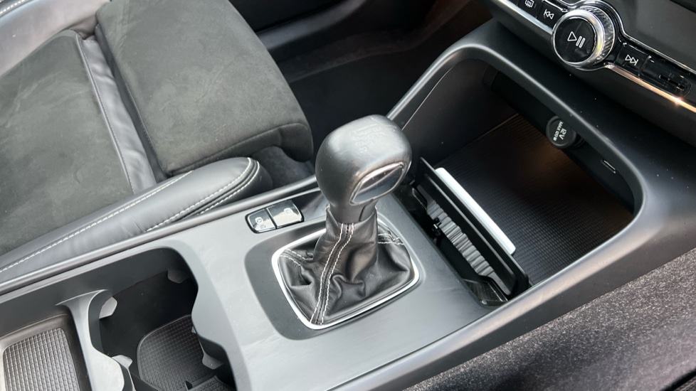 Used Volvo XC40 2021 for sale - 76586966: Photo 14