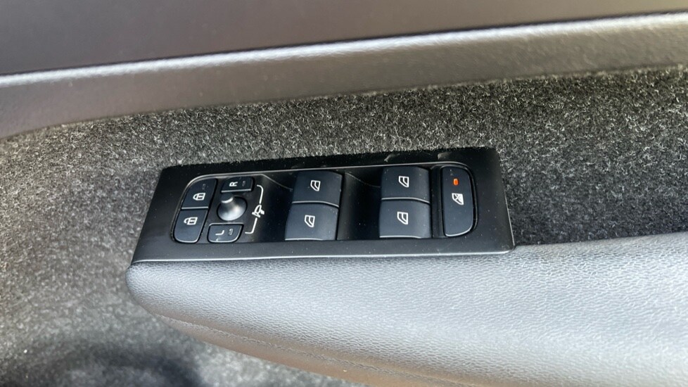 Used Volvo XC40 2021 for sale - 76586966: Photo 33