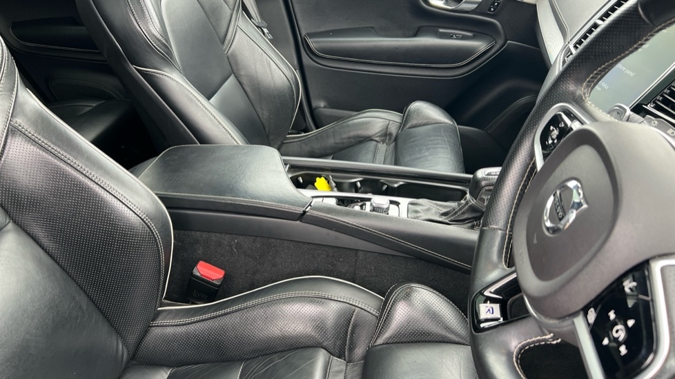 Used Volvo XC90 2018 for sale - 76540120: Photo 9