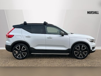 Used Volvo XC40 2022 for sale - 76754640: Photo