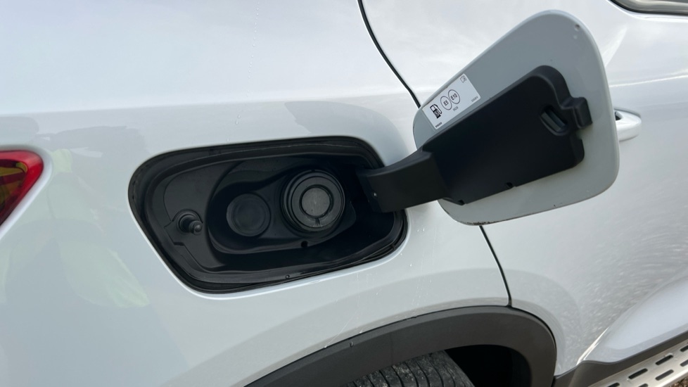 Used Volvo XC40 2022 for sale - 76754640: Photo 42