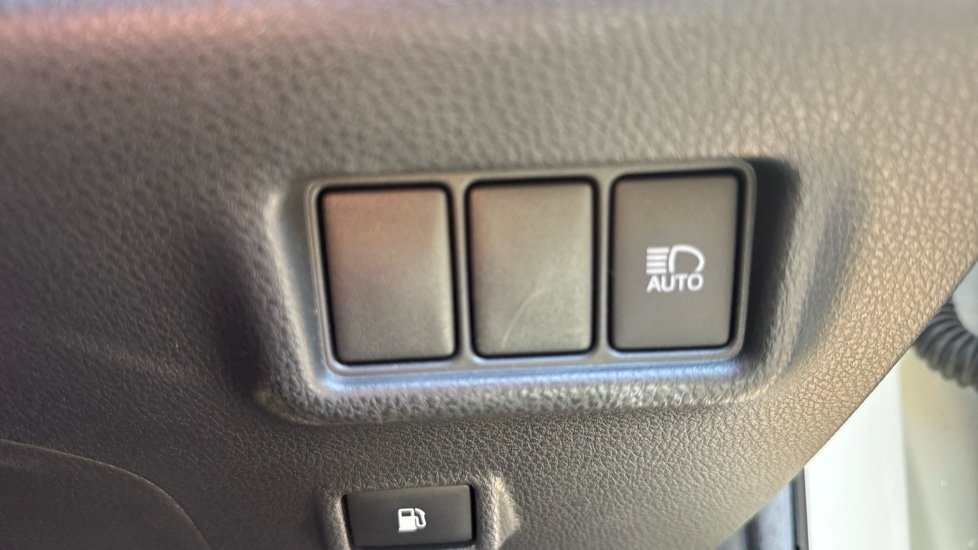 Used Toyota C-HR 2019 for sale - 75595729: Photo 58