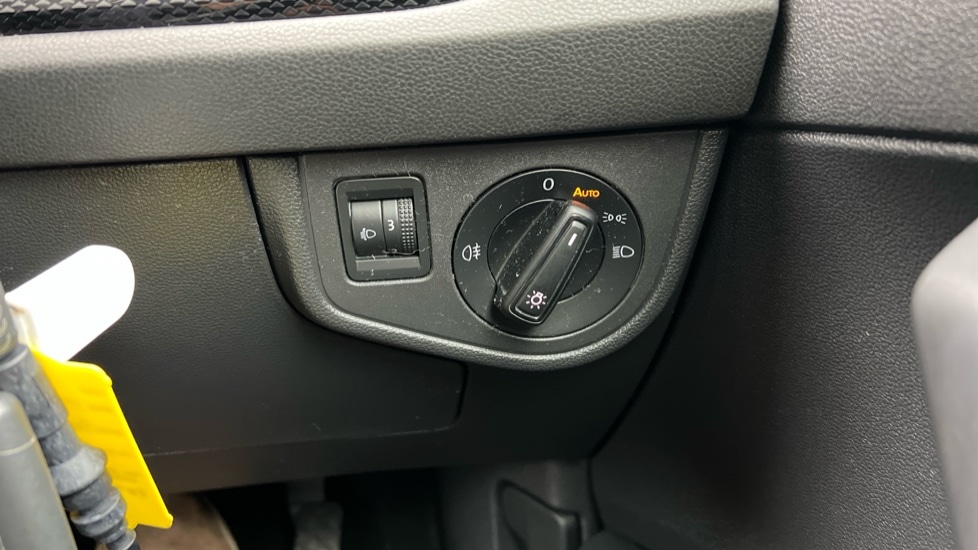 Used Volkswagen Polo 2021 for sale - 76112138: Photo 37