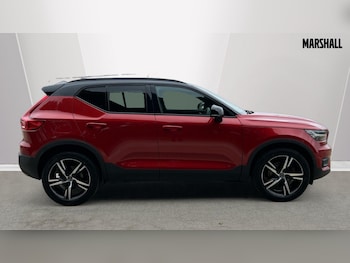Used Volvo XC40 2020 for sale - 76025363: Photo 2