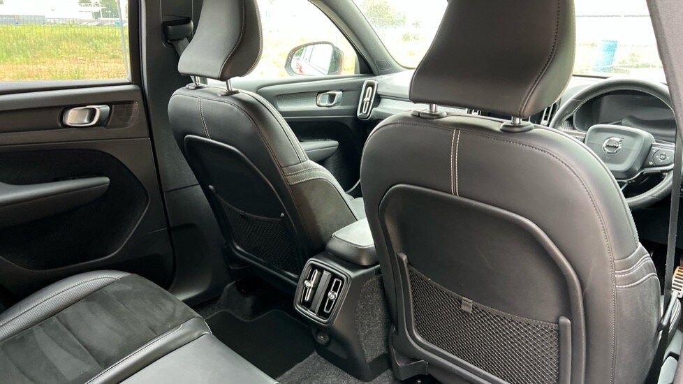 Used Volvo XC40 2020 for sale - 76025363: Photo 45