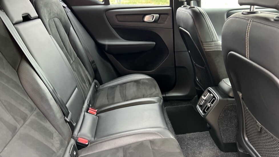 Used Volvo XC40 2020 for sale - 76025363: Photo 46