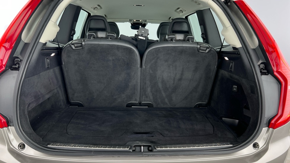 Used Volvo XC90 2021 for sale - 76384488: Photo 5