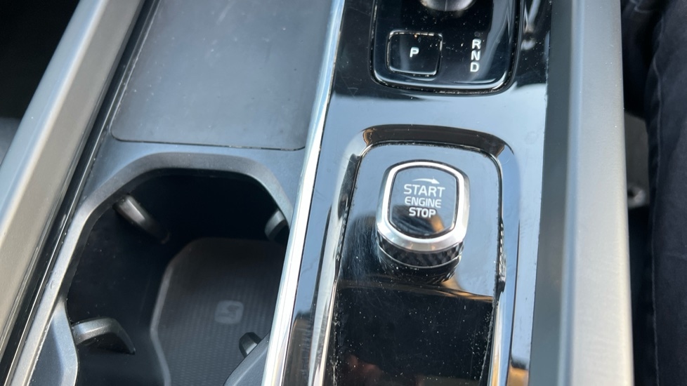 Used Volvo XC60 2023 for sale - 75984836: Photo 28