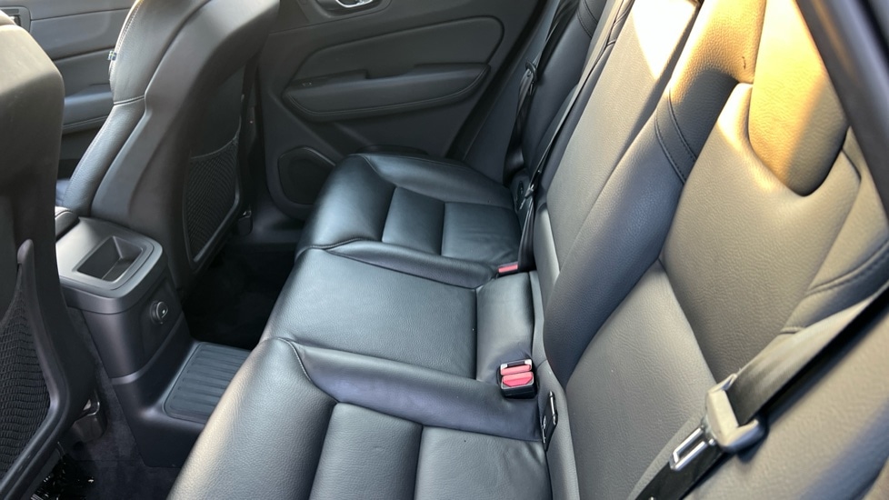 Used Volvo XC60 2023 for sale - 75984836: Photo 38