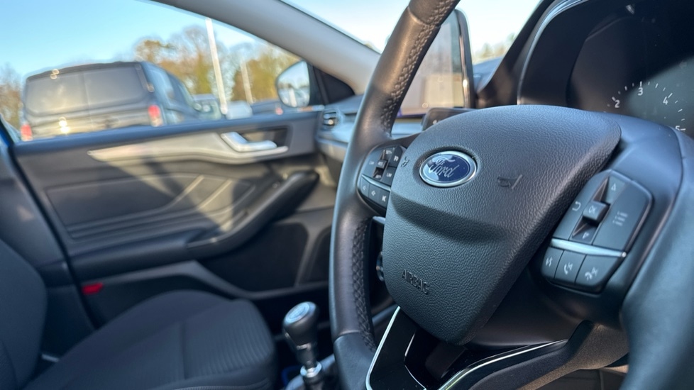 Used Ford Focus 2020 for sale - 76773087: Photo 42