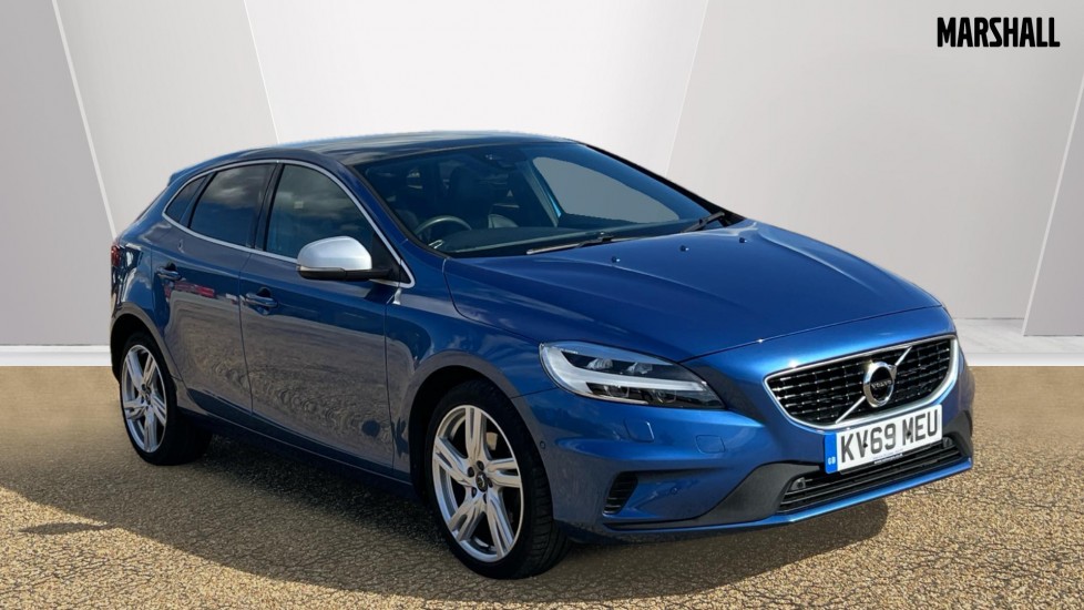 Used Volvo V40 2019 for sale - 75984858: Photo 1