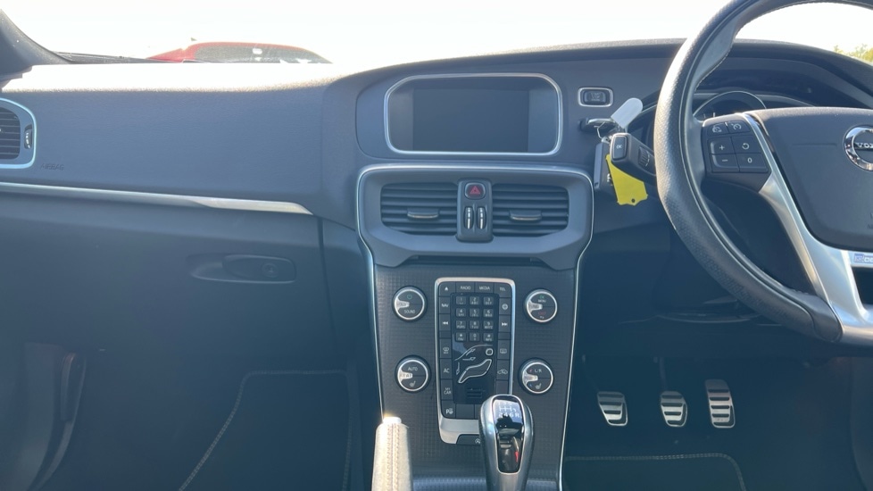Used Volvo V40 2019 for sale - 75984858: Photo 22