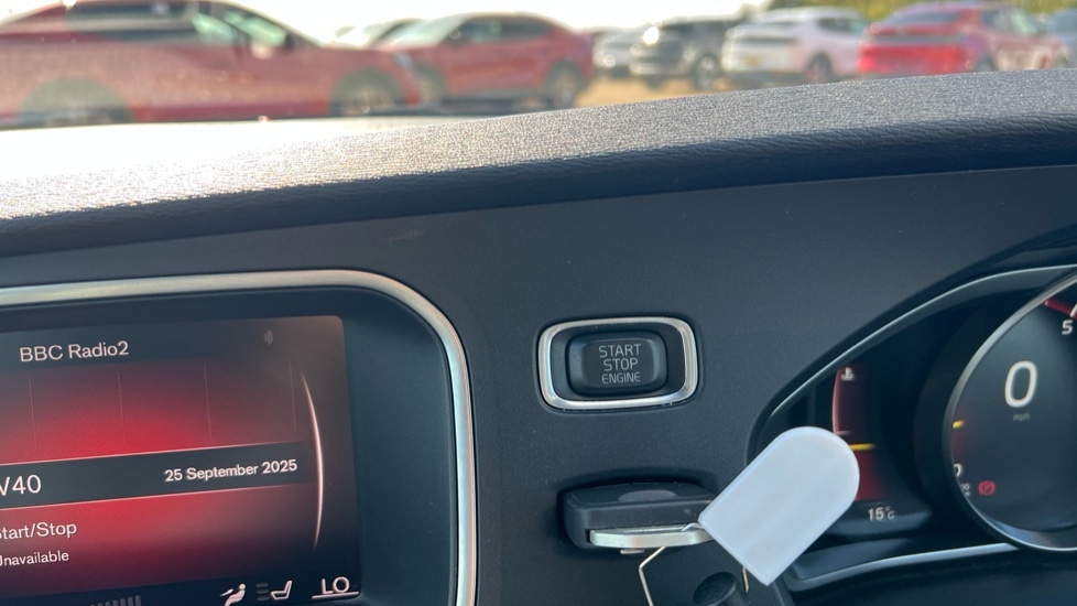 Used Volvo V40 2019 for sale - 75984858: Photo 28