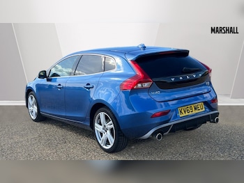 Used Volvo V40 2019 for sale - 75984858: Photo