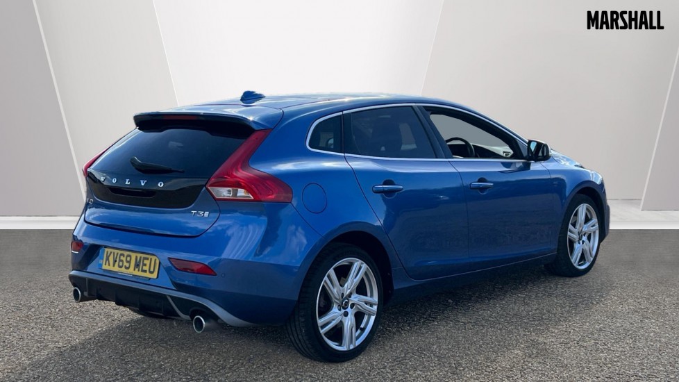 Used Volvo V40 2019 for sale - 75984858: Photo 7