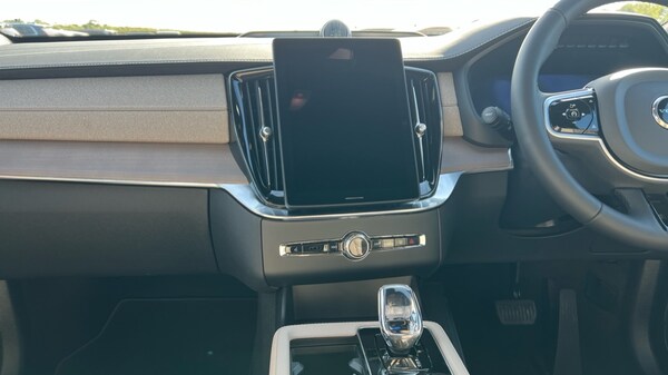 Used Volvo XC90 2025 for sale - 76116756: Photo 22