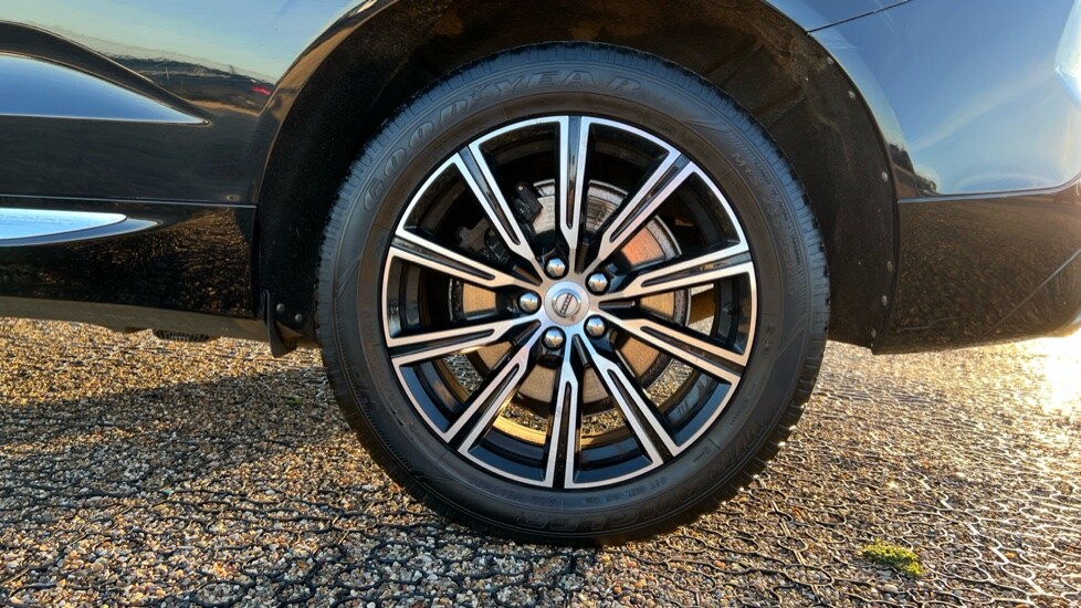 Used Volvo XC60 2017 for sale - 76672569: Photo 26