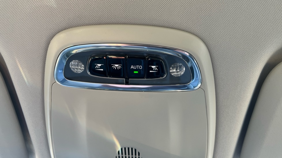 Used Volvo XC60 2017 for sale - 76672569: Photo 44