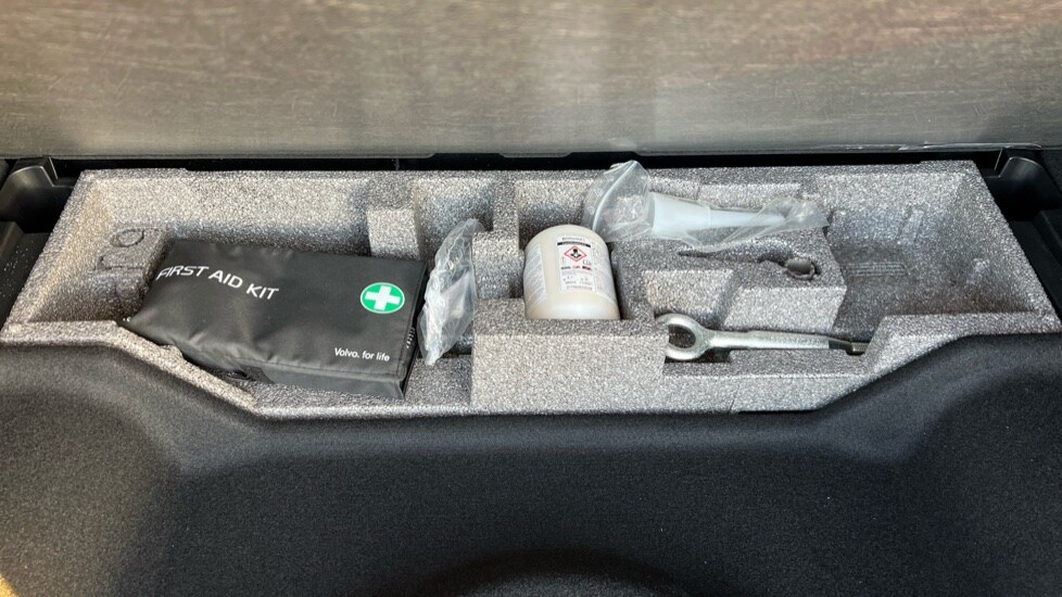 Used Volvo XC60 2017 for sale - 76672569: Photo 53