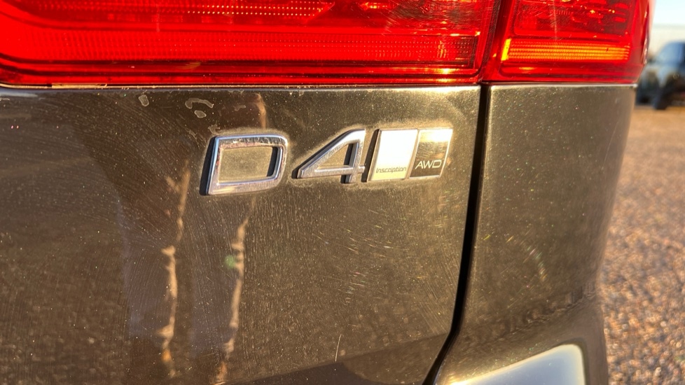 Used Volvo XC60 2017 for sale - 76672569: Photo 55