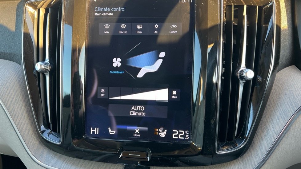 Used Volvo XC60 2017 for sale - 76672569: Photo 59