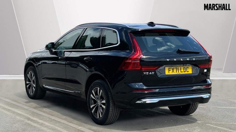 Used Volvo XC60 2021 for sale - 76044439: Photo 2