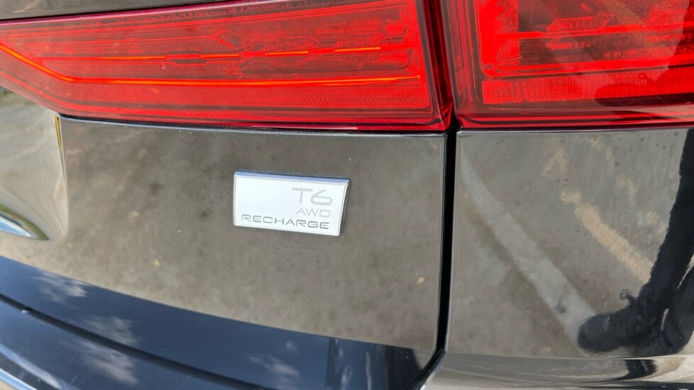 Used Volvo XC60 2021 for sale - 76044439: Photo 35