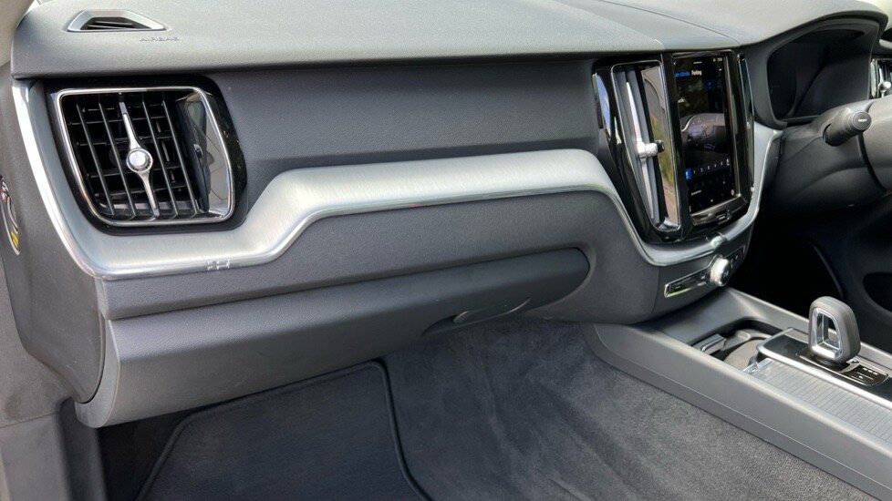 Used Volvo XC60 2021 for sale - 76044439: Photo 41