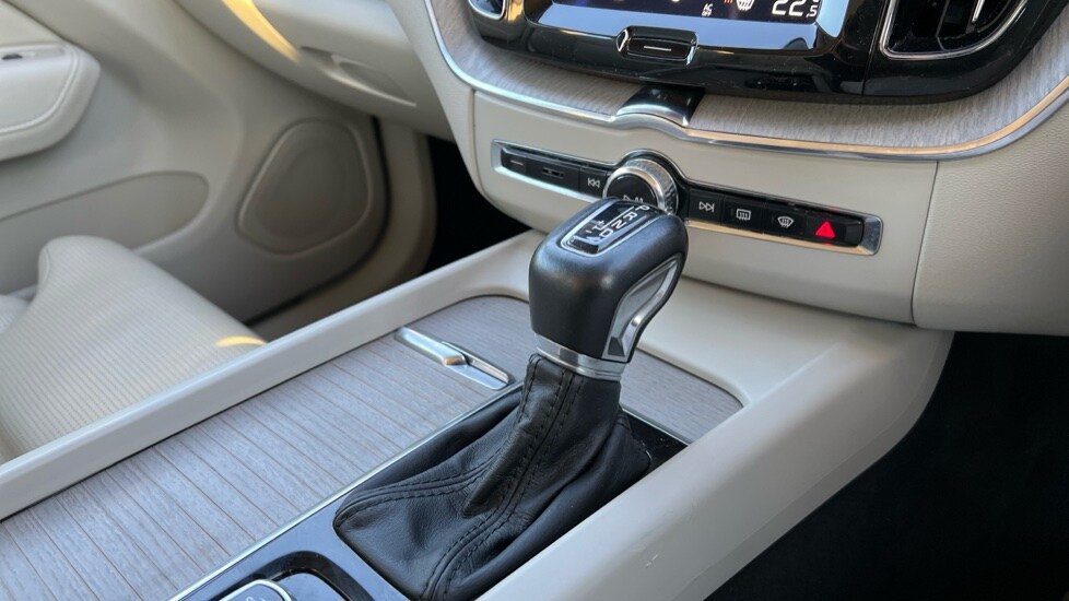 Used Volvo XC60 2017 for sale - 76731459: Photo 14