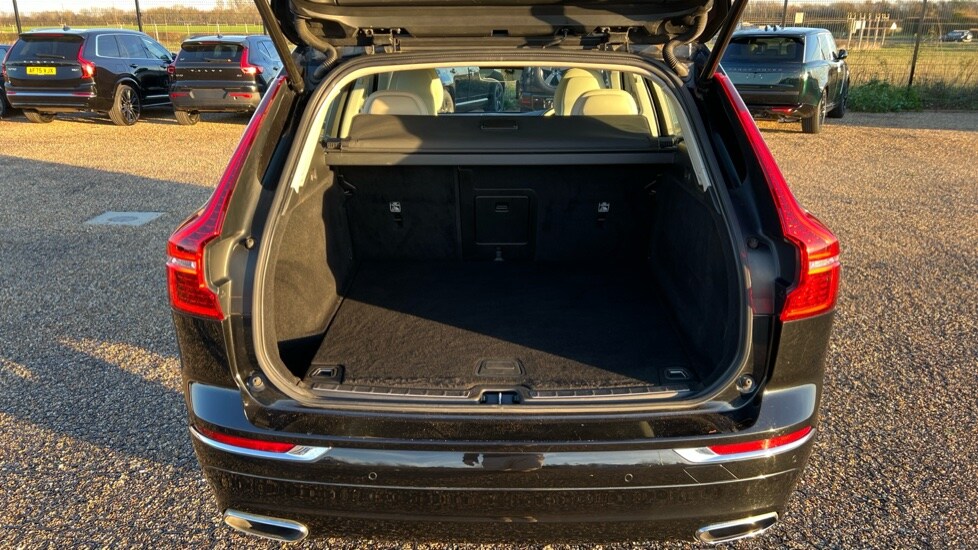 Used Volvo XC60 2017 for sale - 76731459: Photo 17