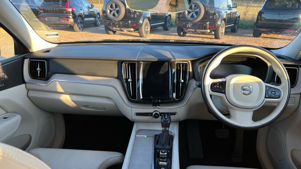 Used Volvo XC60 2017 for sale - 76731459: Photo 21