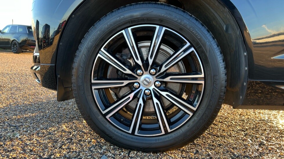 Used Volvo XC60 2017 for sale - 76731459: Photo 25