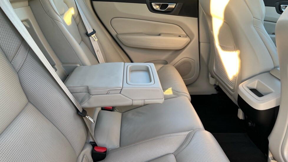 Used Volvo XC60 2017 for sale - 76731459: Photo 38