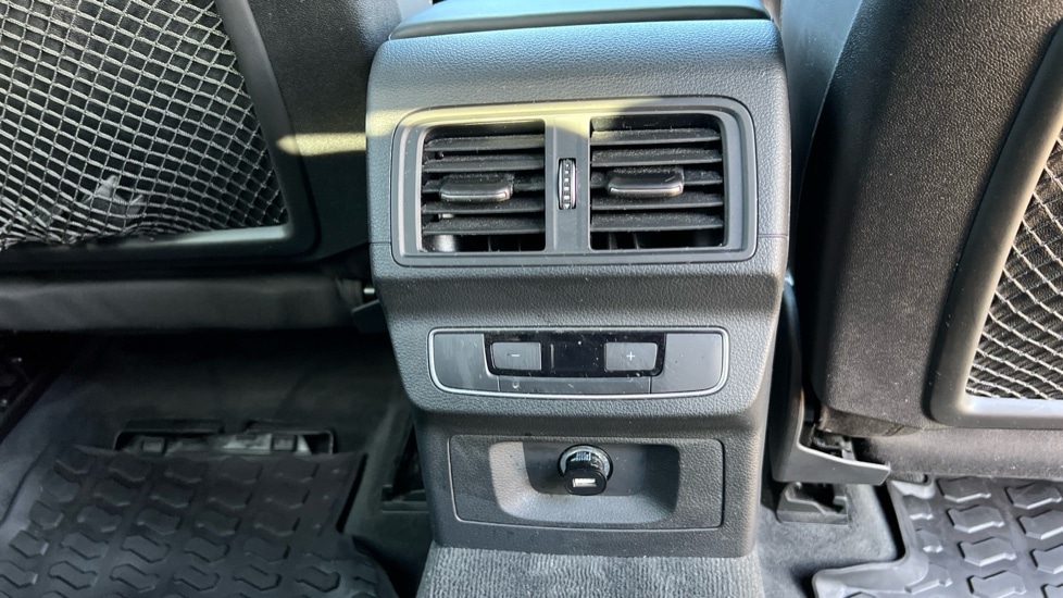 Vehicle 33