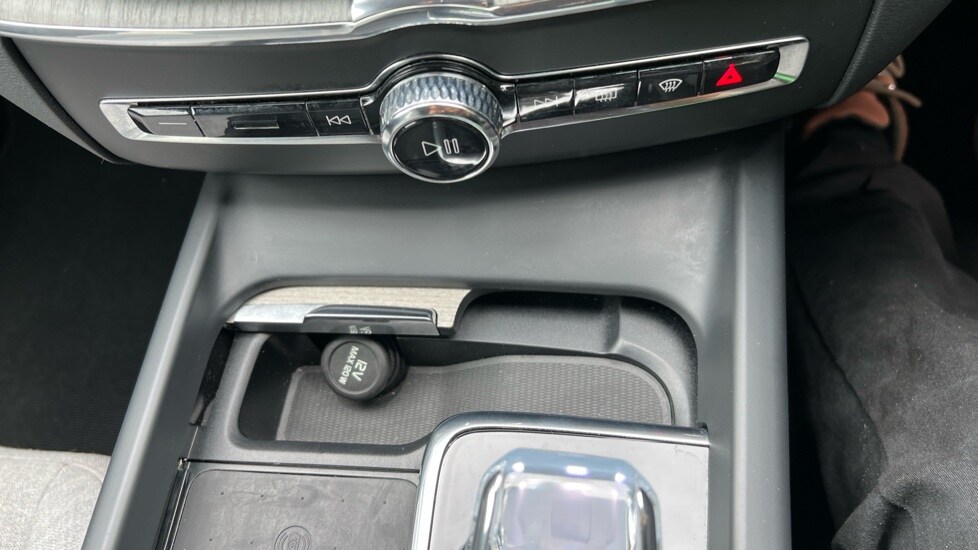 Used Volvo XC60 2023 for sale - 75992847: Photo 16